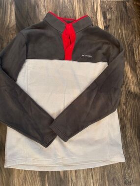 Men Columbia Gray, White & Red Snap Pullover Fleece. Large.